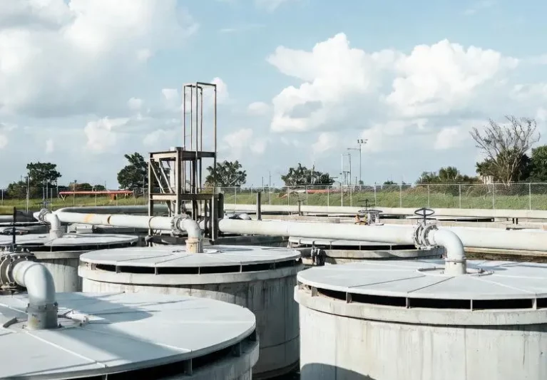 Construction of new treatment facilities at the Urgench Wastewater Treatment Plant.