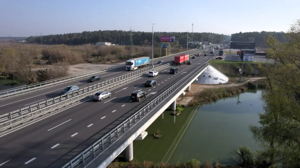 Major repair of the bridge crossing over the Irpin River on the M-06 “Kyiv – Chop” national road section in Kyiv Region