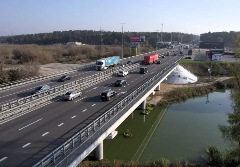 Major repair of the bridge crossing over the Irpin River on the M-06 “Kyiv – Chop” national road section in Kyiv Region