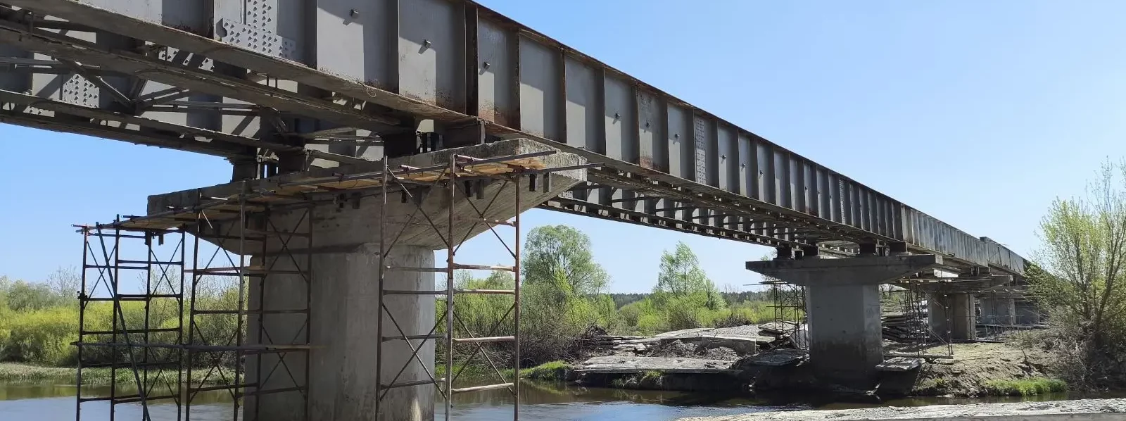 Major repair of the bridge over the Teteriv River on the T-10-05 Ivankiv–/M-07/ road section in Kyiv Region.